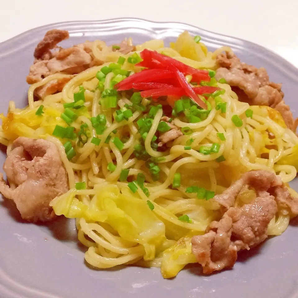 ◎塩焼きそば◎で簡単晩ごはん‼︎|ユッキーさん