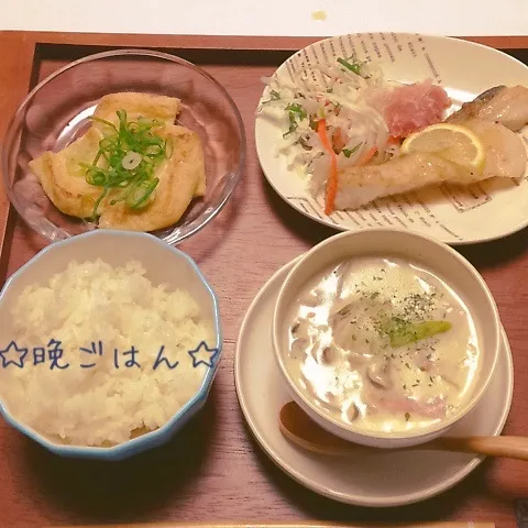 Snapdishの料理写真:タラのムニエル♥︎ミルクチャウダー|ユッキーさん