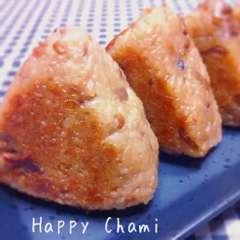 炊き込みご飯の焼きおにぎり|chamiさん