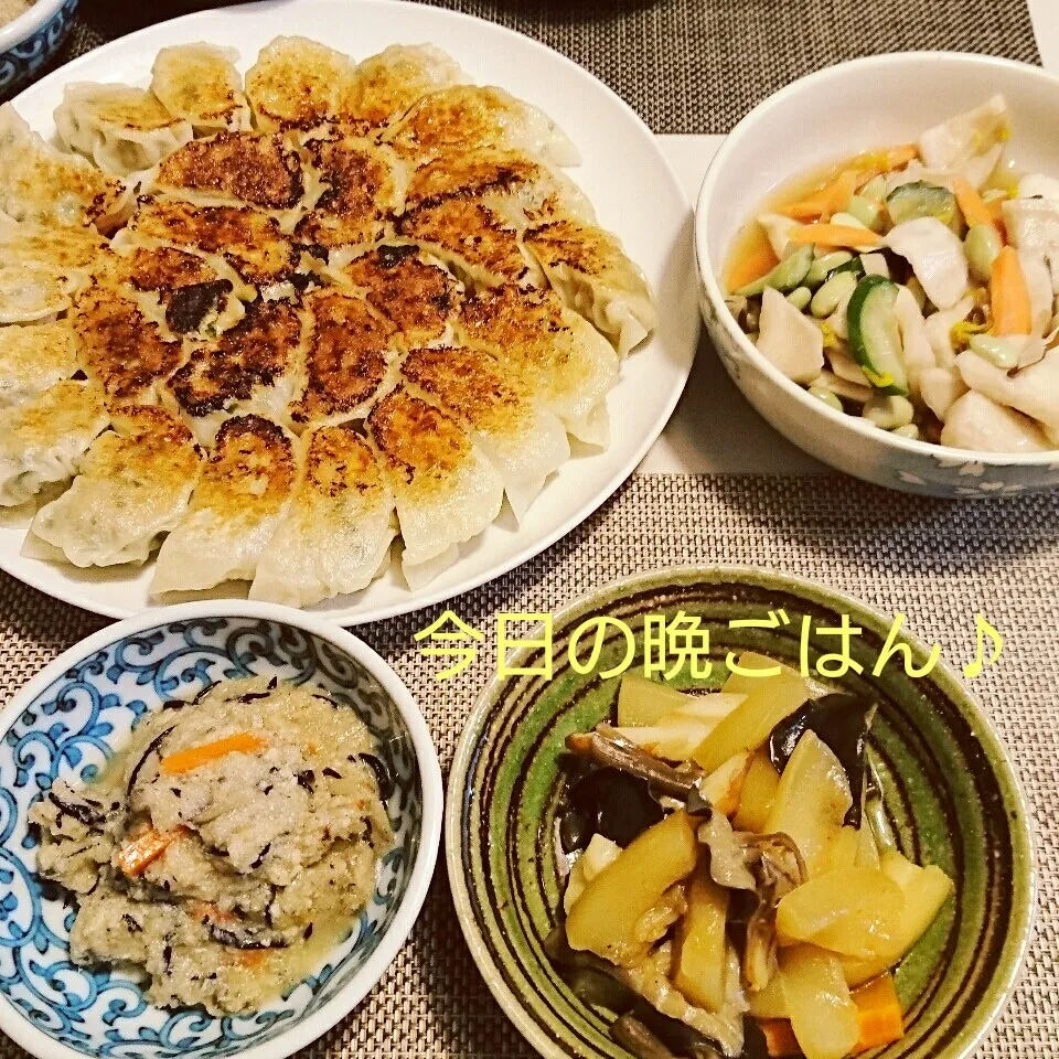 今日の晩ごはん(焼き餃子と…)|oomugiさん