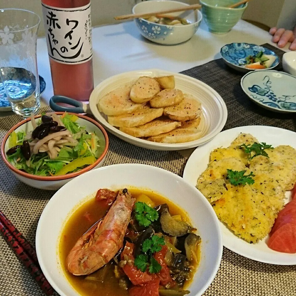 今日の晩ごはん(夏野菜とエビのトマト煮込みと…)|oomugiさん