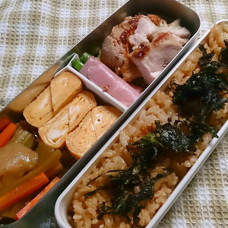 Snapdishの料理写真:火曜日のとーちゃん弁当|oomugiさん