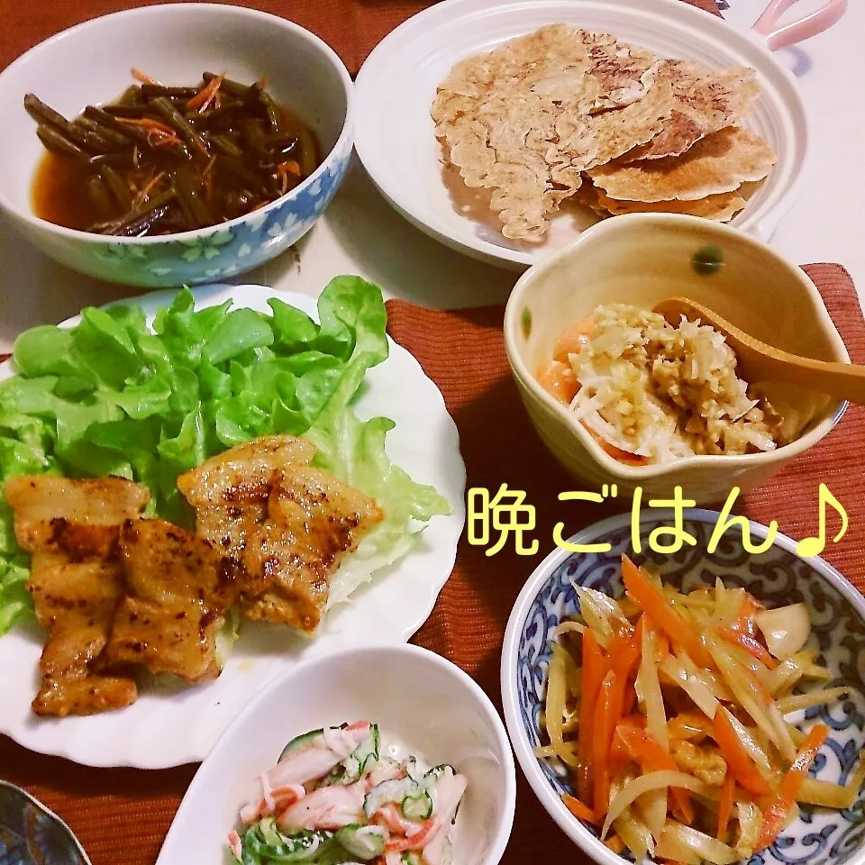 Snapdishの料理写真:今日の晩ごはん(味つけ焼き肉と…)|oomugiさん