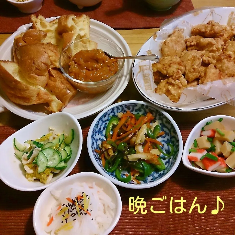 Snapdishの料理写真:今日の晩ごはん(鶏むね肉唐揚げと…)|oomugiさん