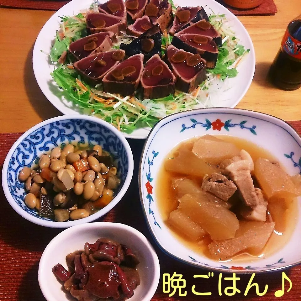 Snapdishの料理写真:今日の晩ごはん(鰹のたたきと…)|oomugiさん