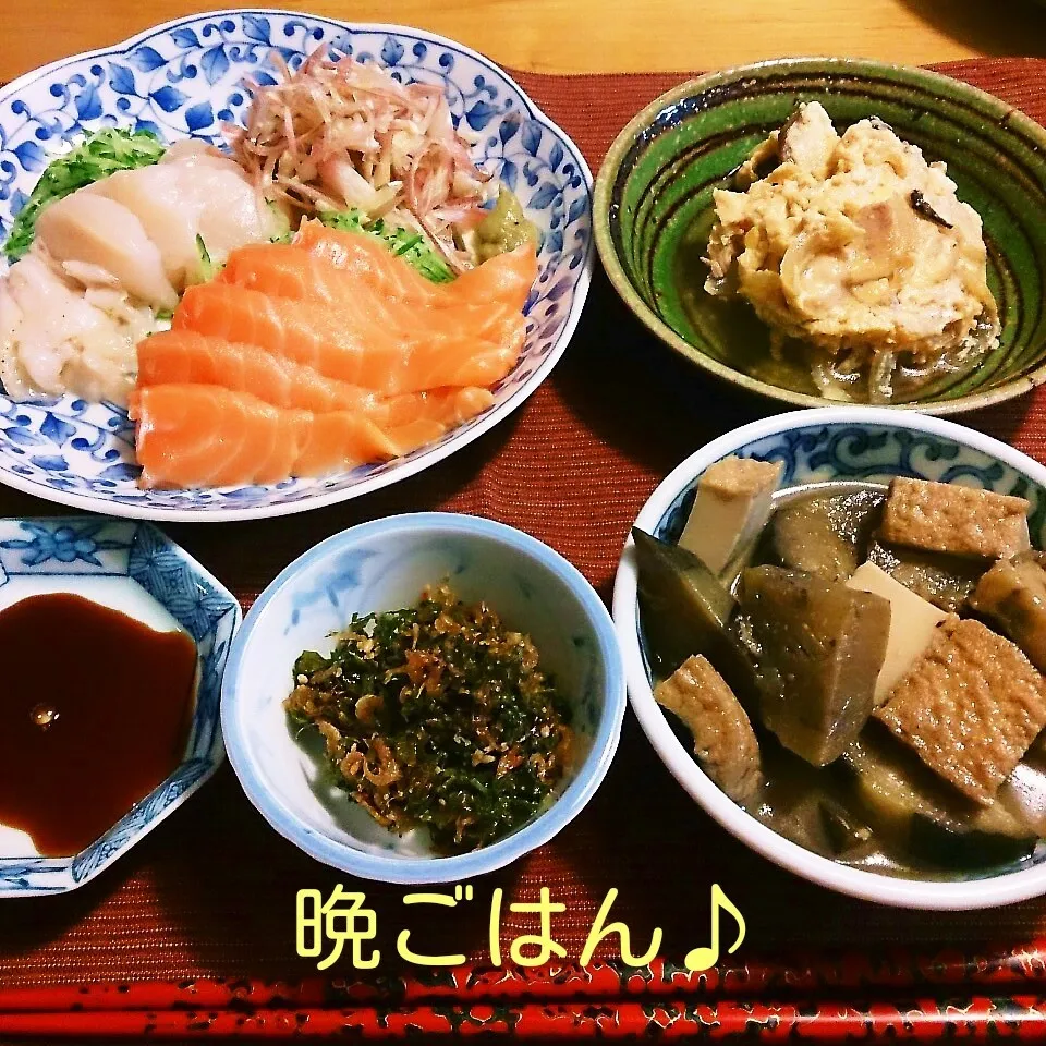 今日の晩ごはん(ホタテとサーモンの刺し身と…)|oomugiさん