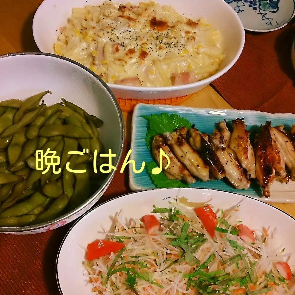 Snapdishの料理写真:今日の晩ごはん(マカロニグラタンと…)|oomugiさん