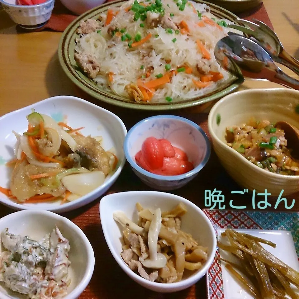 Snapdishの料理写真:今日の晩ごはん(焼きビーフンと…)|oomugiさん