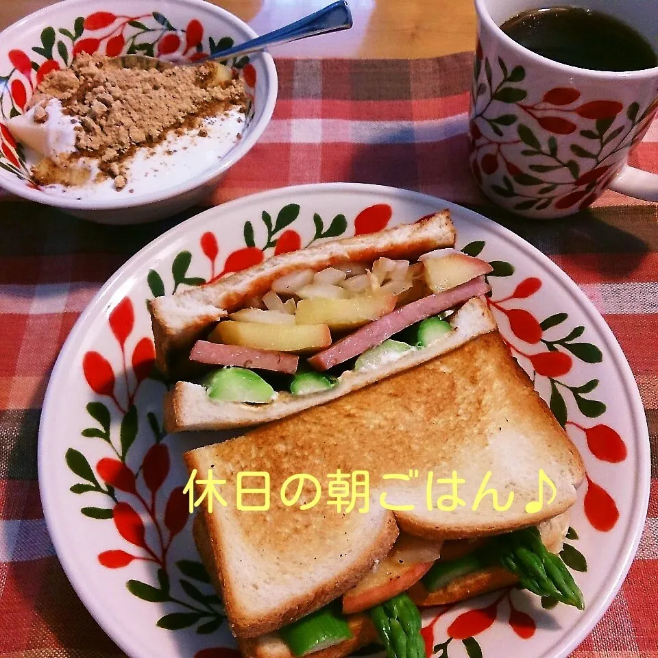 Snapdishの料理写真:休日の朝ごはん|oomugiさん