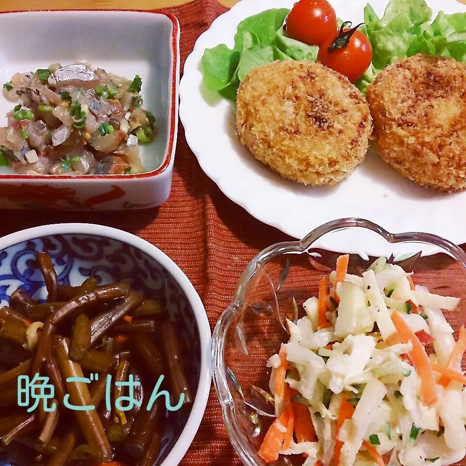 Snapdishの料理写真:今日の晩ごはん(メンマ入り肉みそコロッケと…)|oomugiさん