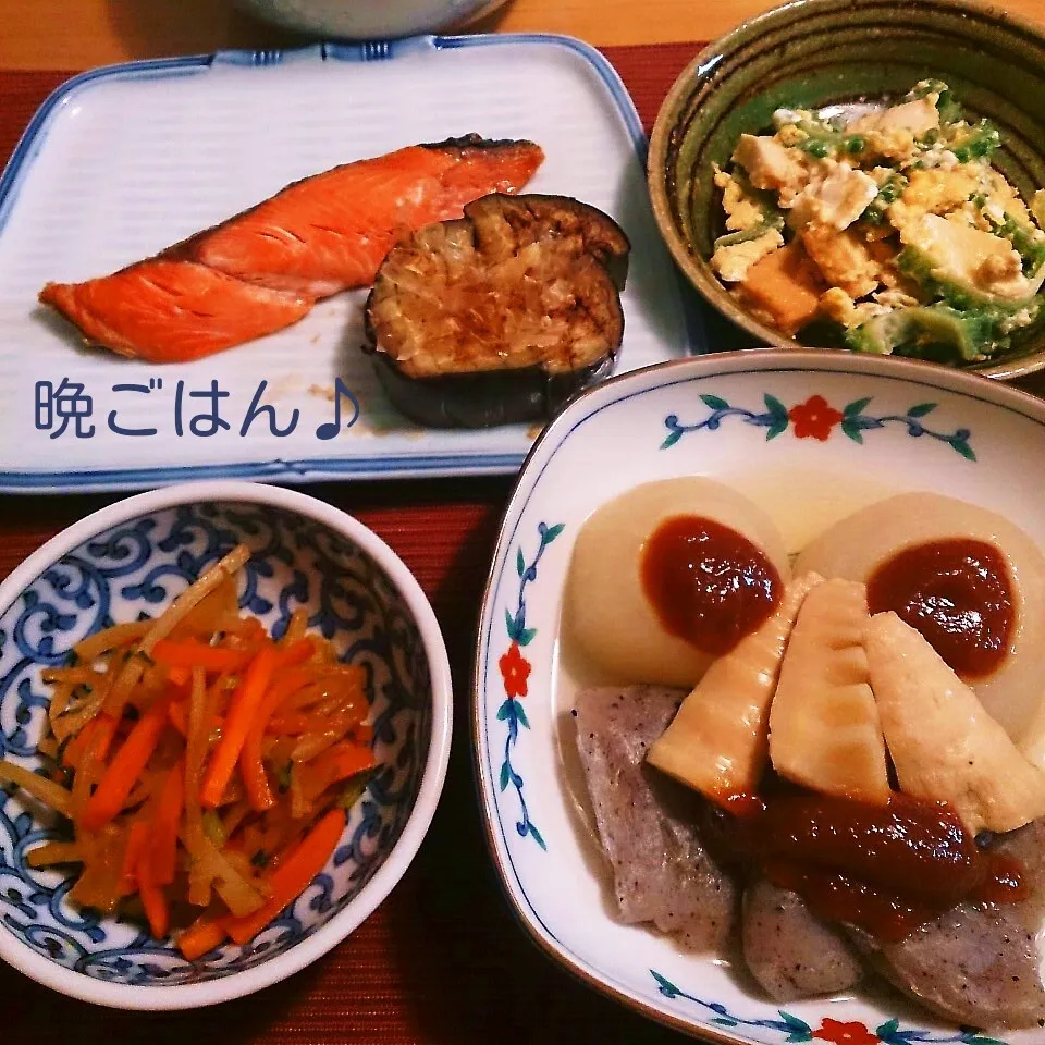 Snapdishの料理写真:今日の晩ごはん(紅鮭と…)|oomugiさん