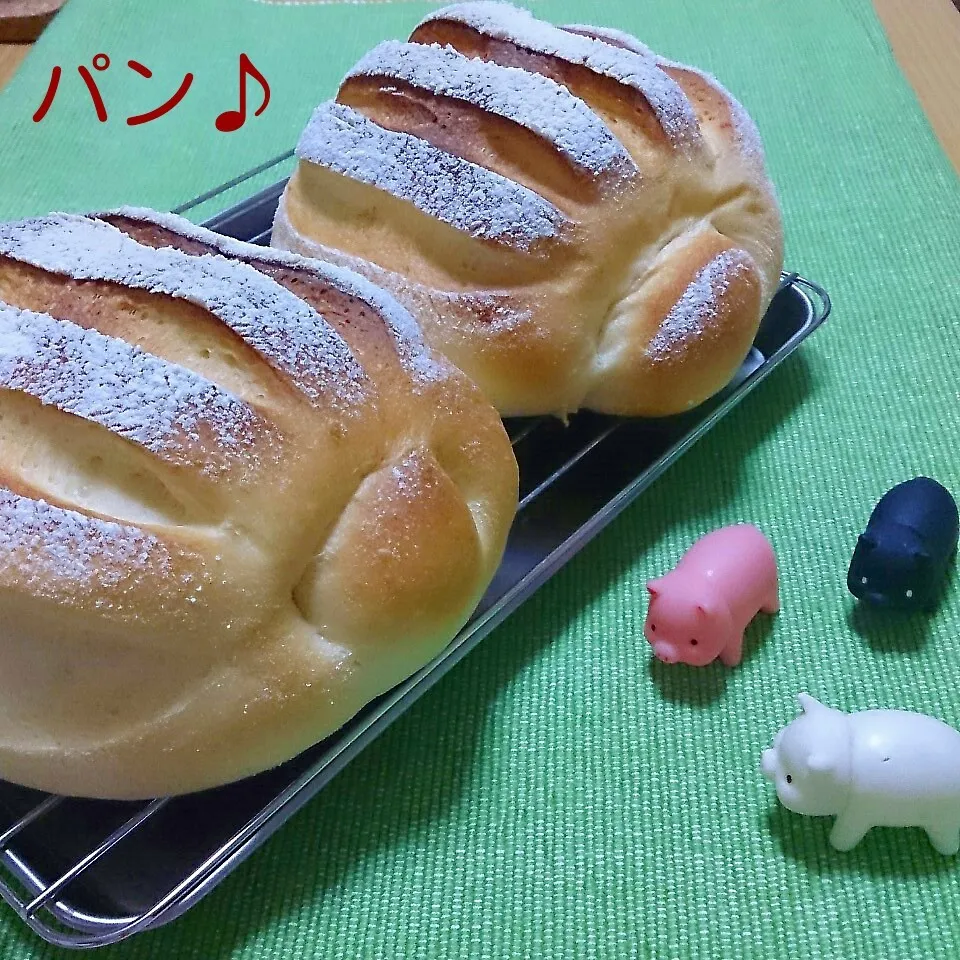 Snapdishの料理写真:パン♪|oomugiさん