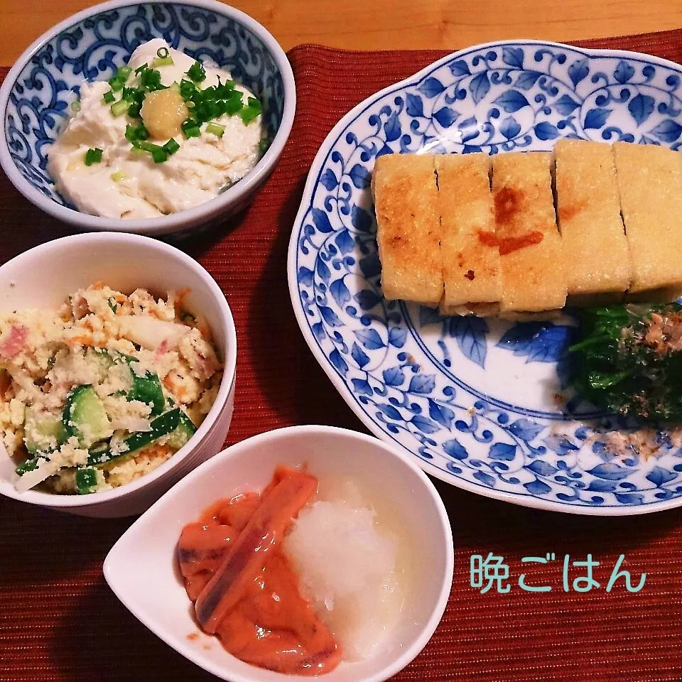 今日の晩ごはん(揚げの挽き肉青じそチーズ焼きと…)|oomugiさん