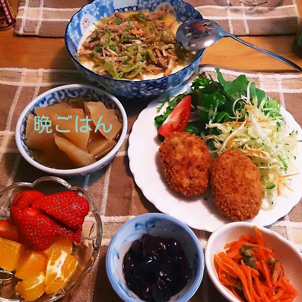 今日の晩ごはん(タコミートコロッケと…)|oomugiさん