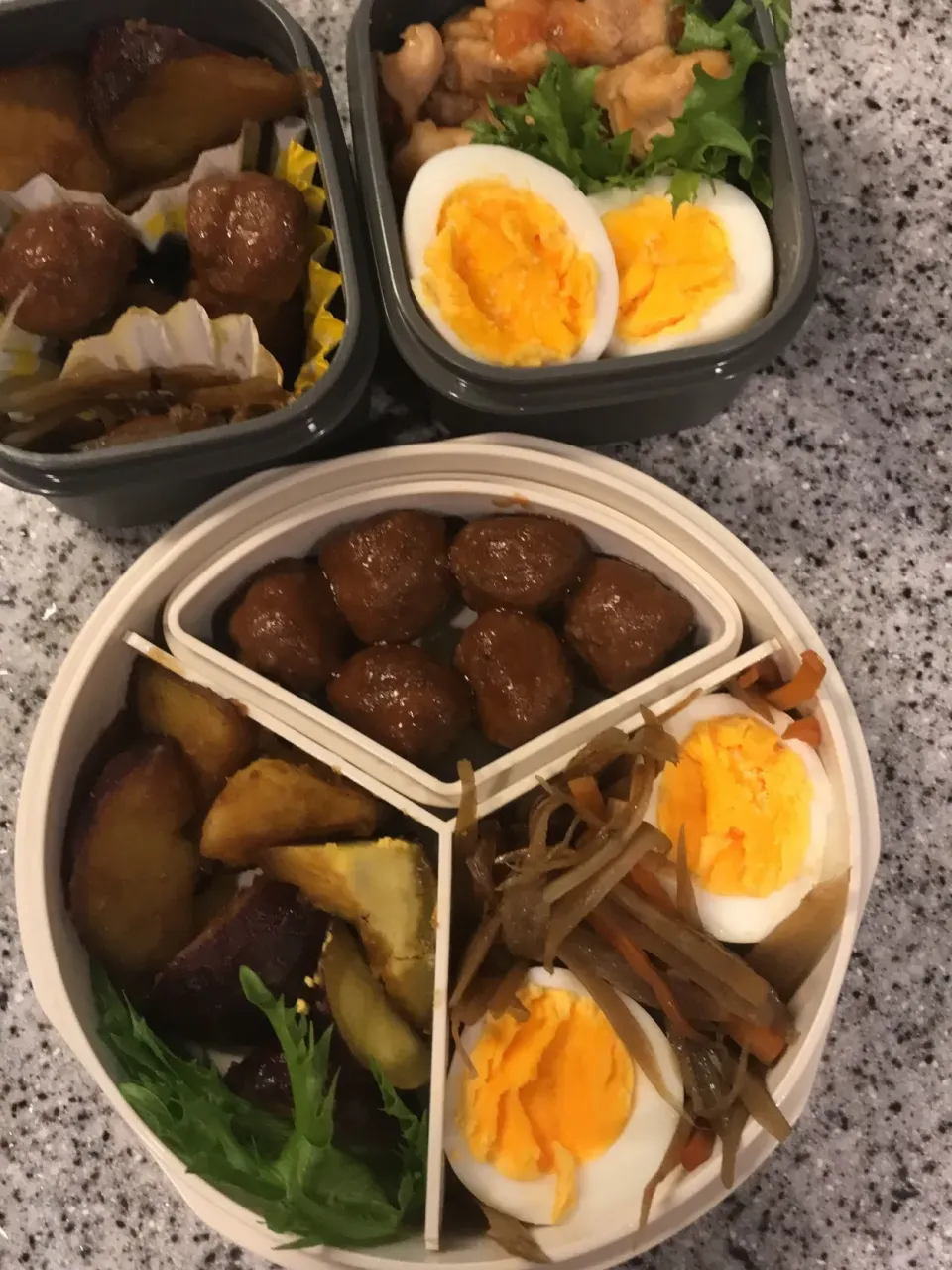 Snapdishの料理写真:いしいのミートボール弁当|みーやさん