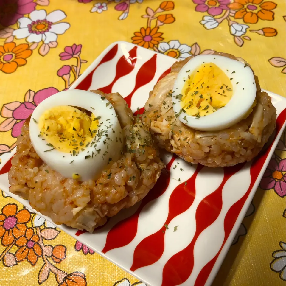 楽チン💚炊飯器チキンライス＆ゆで卵で即席朝ごはん💜|pika nilcoさん