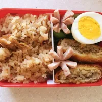 タコ飯弁当〜♪|ぴっぴさん