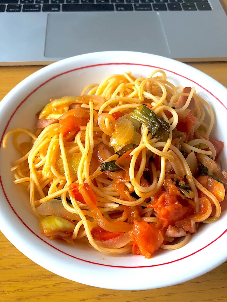 チンゲン菜とトマトのスパゲティ|♡*⃝̣mayu◍♡さん