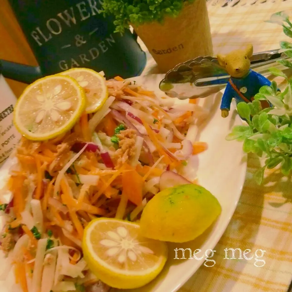 🍊かぼすが無くて すだちぶしゃーな 大根サラダ|めぐめぐさん