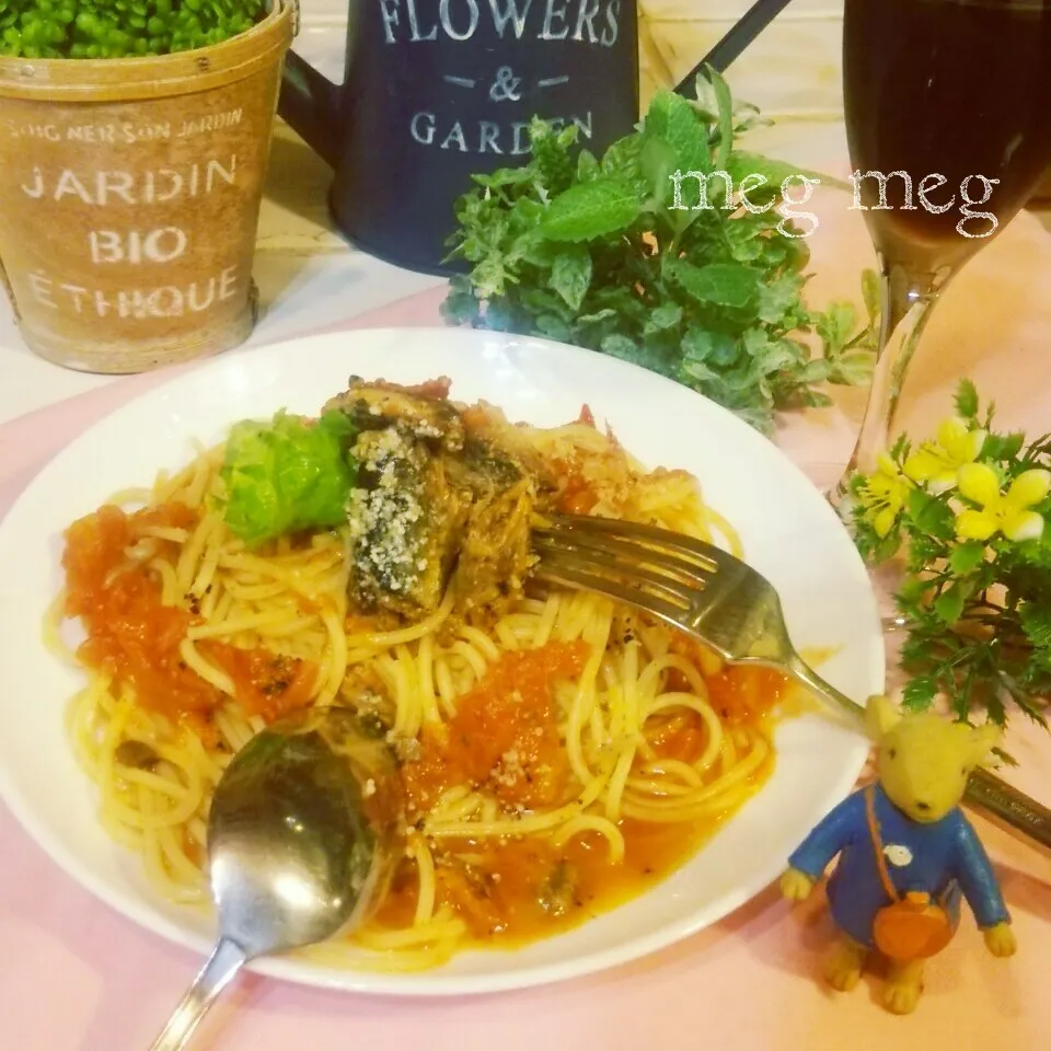 🍅缶詰とトマトだけ 🍝簡単すぎるパスタソース|めぐめぐさん