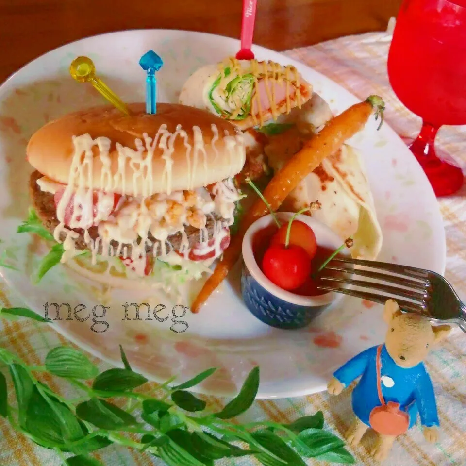 末娘の 置きランチ 🍔 🍒|めぐめぐさん