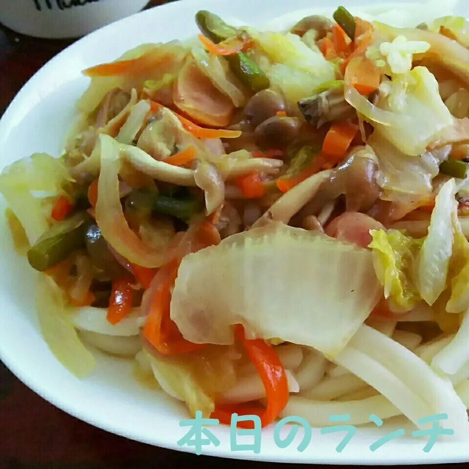 Snapdishの料理写真:土曜日のママランチ【たっぷり彩り野菜の皿うどん風】|I am hungry familyさん