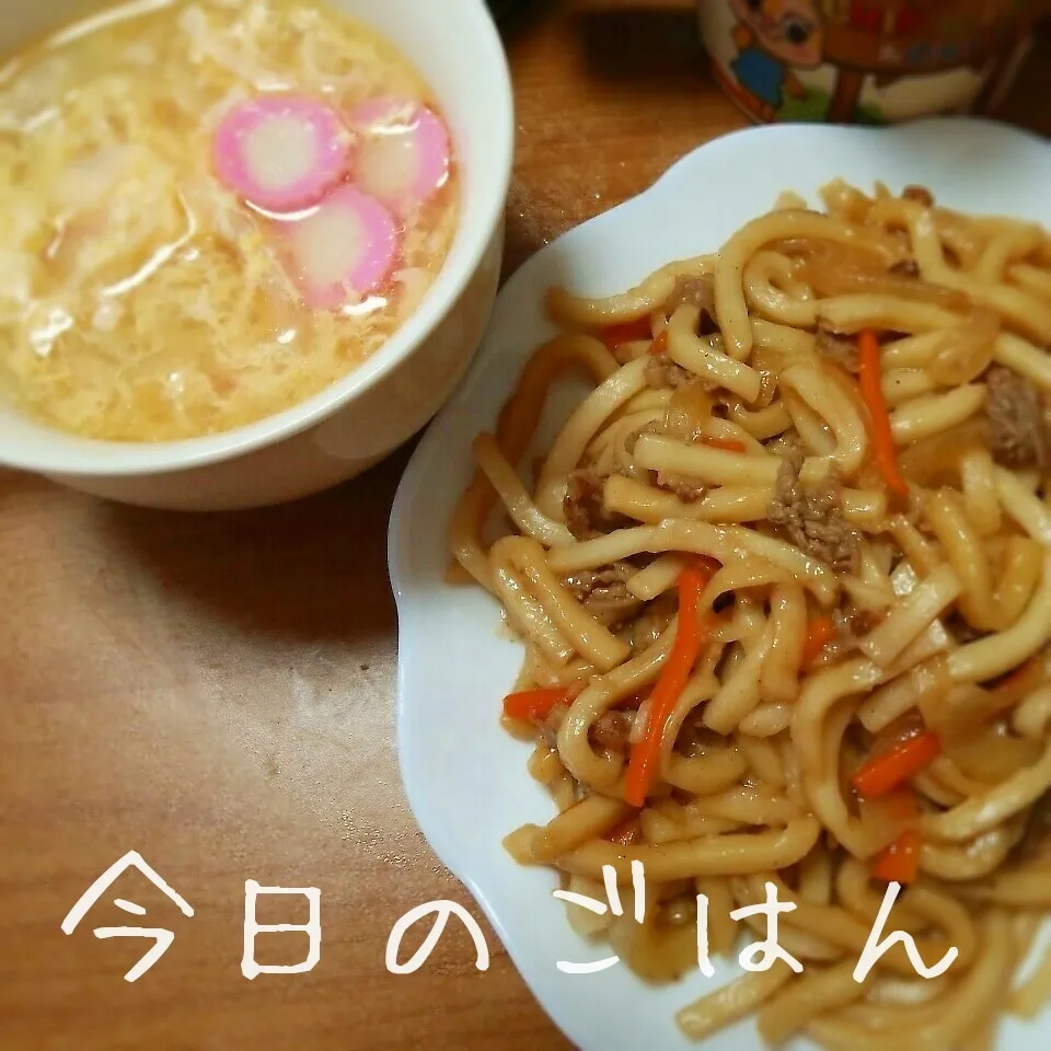 Snapdishの料理写真:焼きうどん＆かに玉スープ|I am hungry familyさん