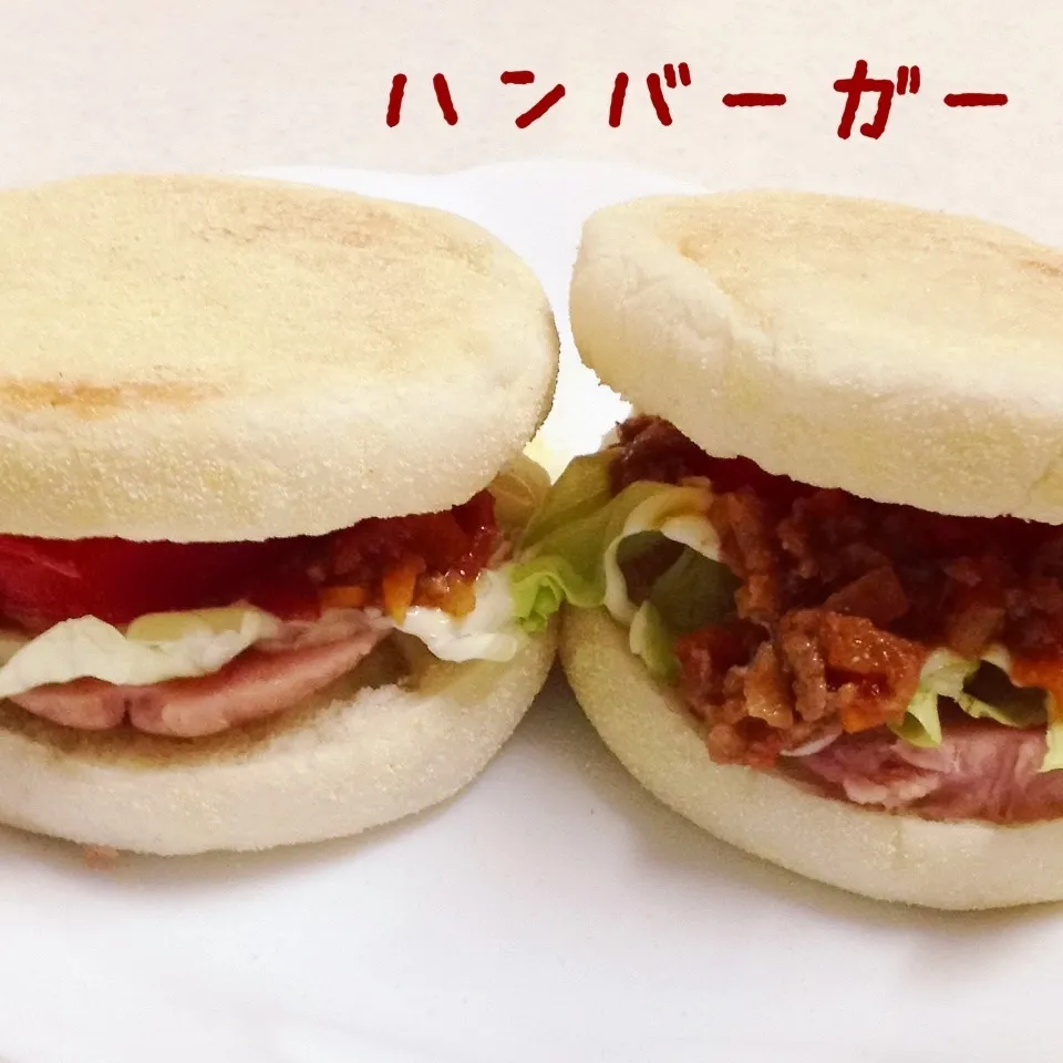 イングリッシュマフィンでハンバーガー|く〜ちさん