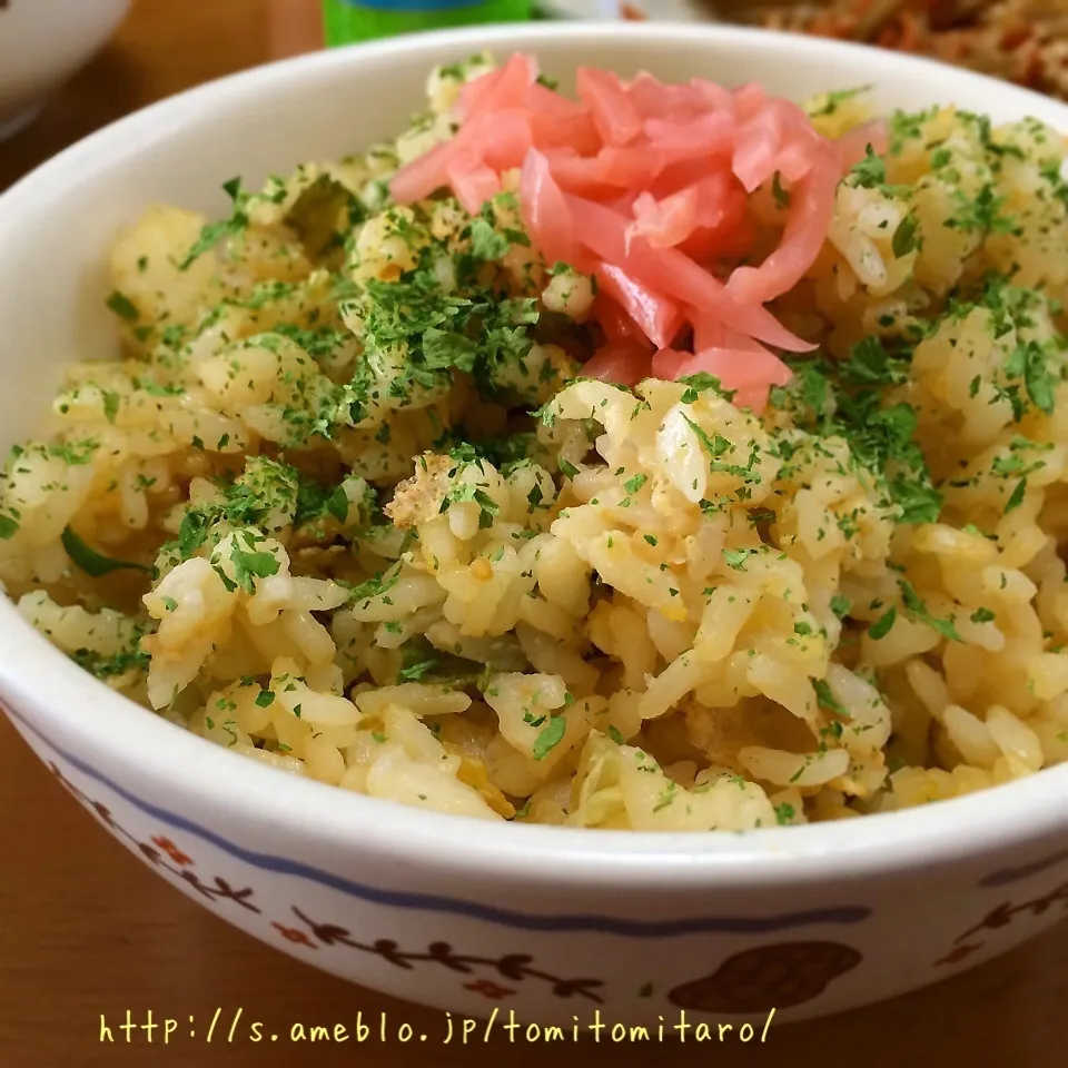 高菜チャーハンのパセリがけ〜♪|とみとみたろうの男子ごはん♪さん