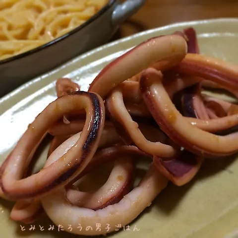 イカのポン酢醤油生姜焼き〜！！|とみとみたろうの男子ごはん♪さん