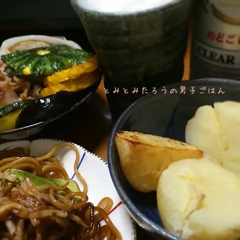 夕飯は、焼きそばと焼肉〜！|とみとみたろうの男子ごはん♪さん