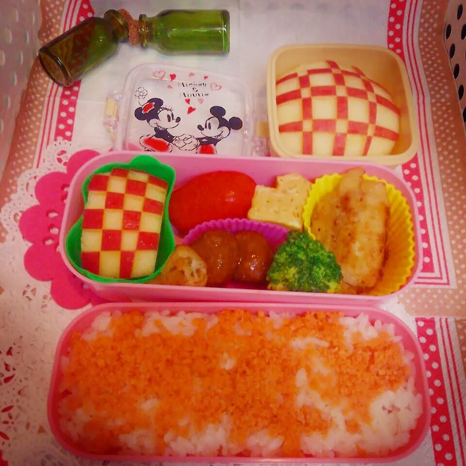 Snapdishの料理写真:娘弁当♪|ち〜さん