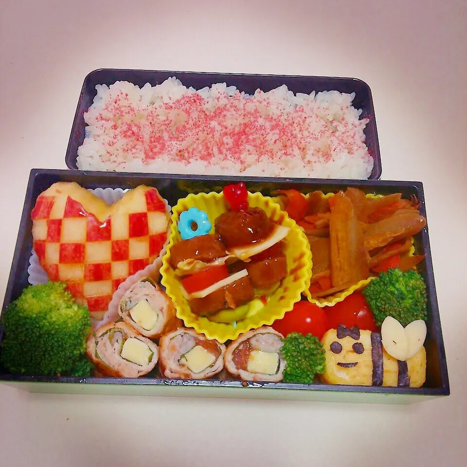 Snapdishの料理写真:娘弁当♪　みつばち|ち〜さん