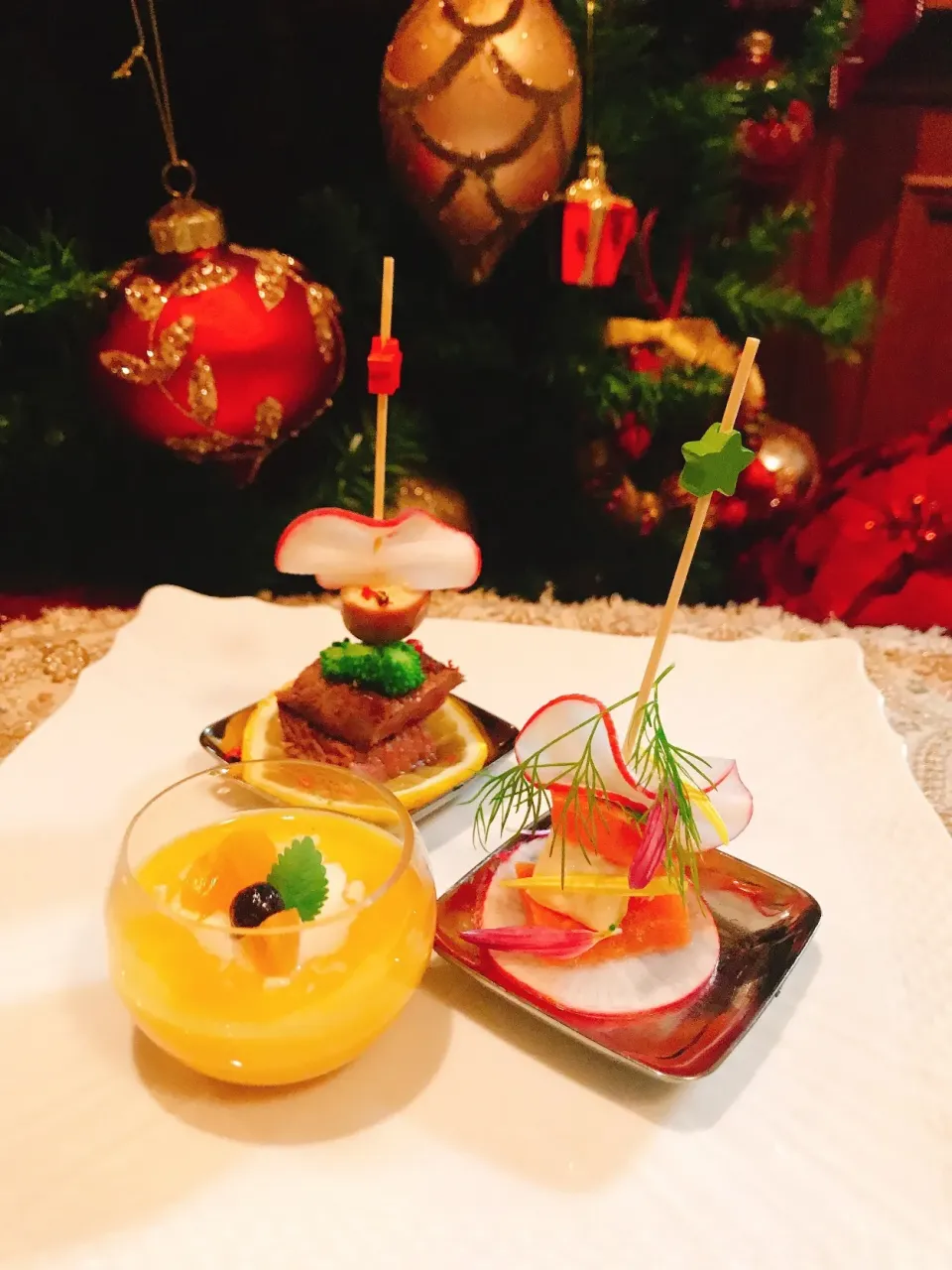 手のひらサイズの小さなお料理
フィンガーフードでクリスマス🎄
ステーキ、クリスマスツリーサラダ🎄、
マンゴープリン|薬膳さん