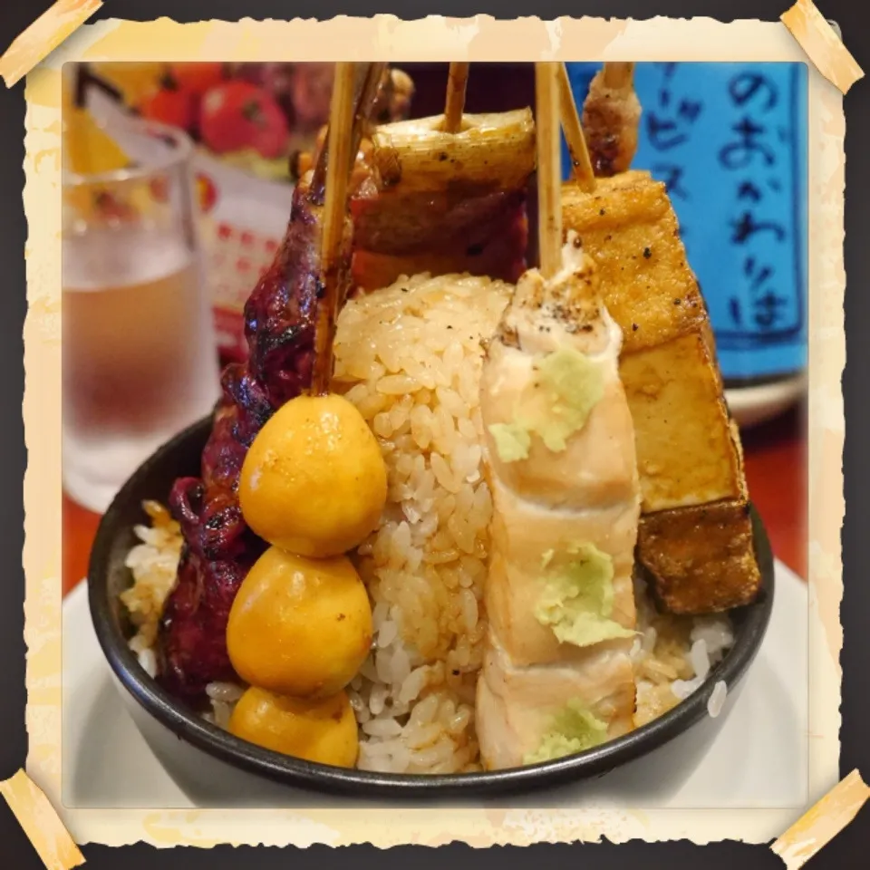 Snapdishの料理写真:メガ盛り串焼き丼|まぁたんさん