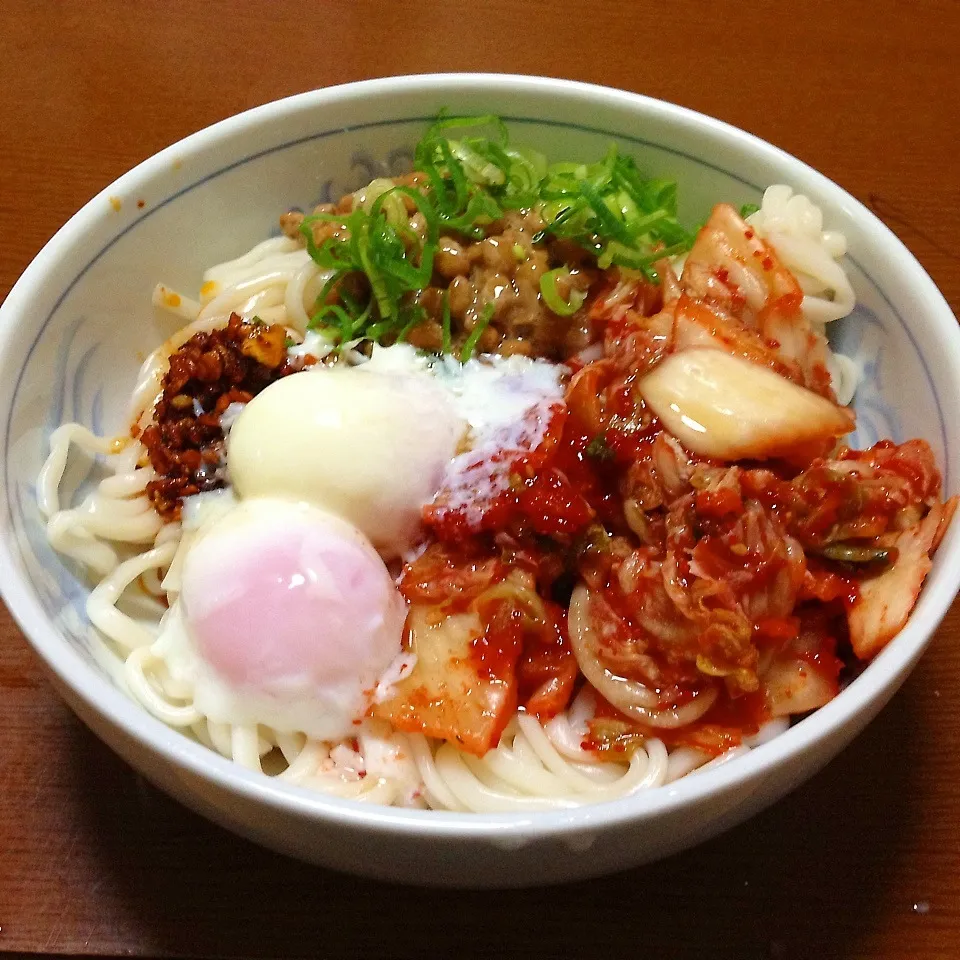 Snapdishの料理写真:キムチ納豆うどん|まぁたんさん