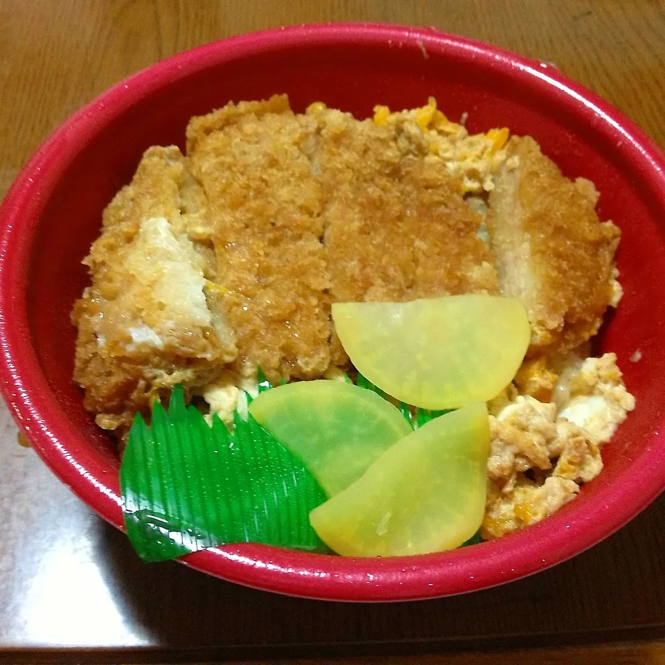 ロースカツ丼弁当|まぁたんさん