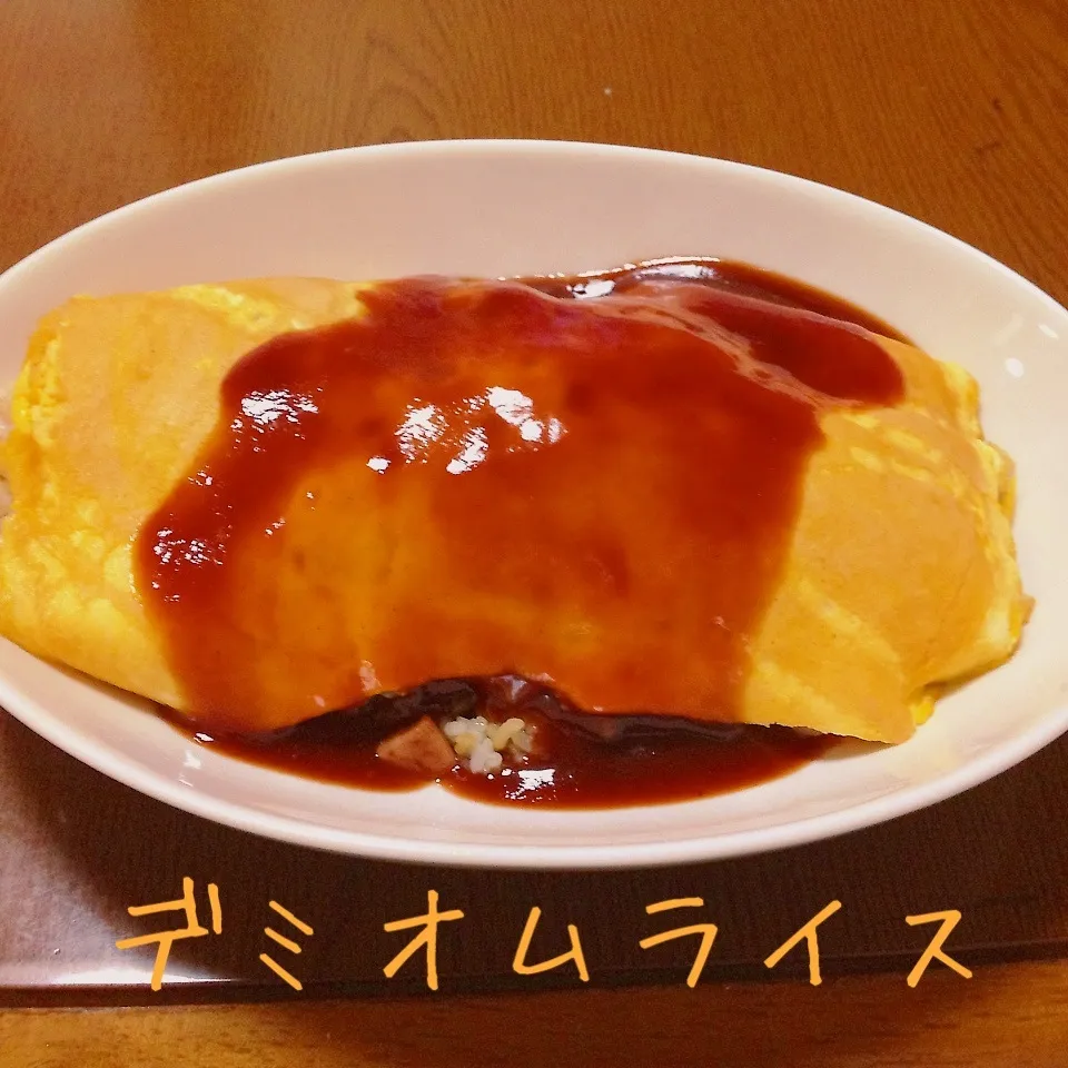 Snapdishの料理写真:デミオムライス|まぁたんさん