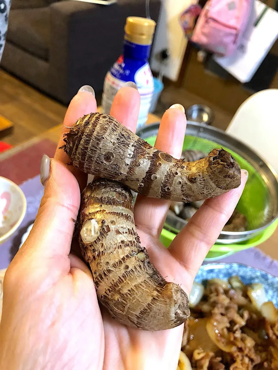 里芋のきぬかつぎです〜

きぬかつぎは小芋でやります。甘くてネチッとしているのが美味しいから❤️

 #きぬかつぎ #里芋|アミさん