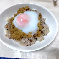 Snapdishの料理写真:納豆玄米温玉のせ|Ayaさん