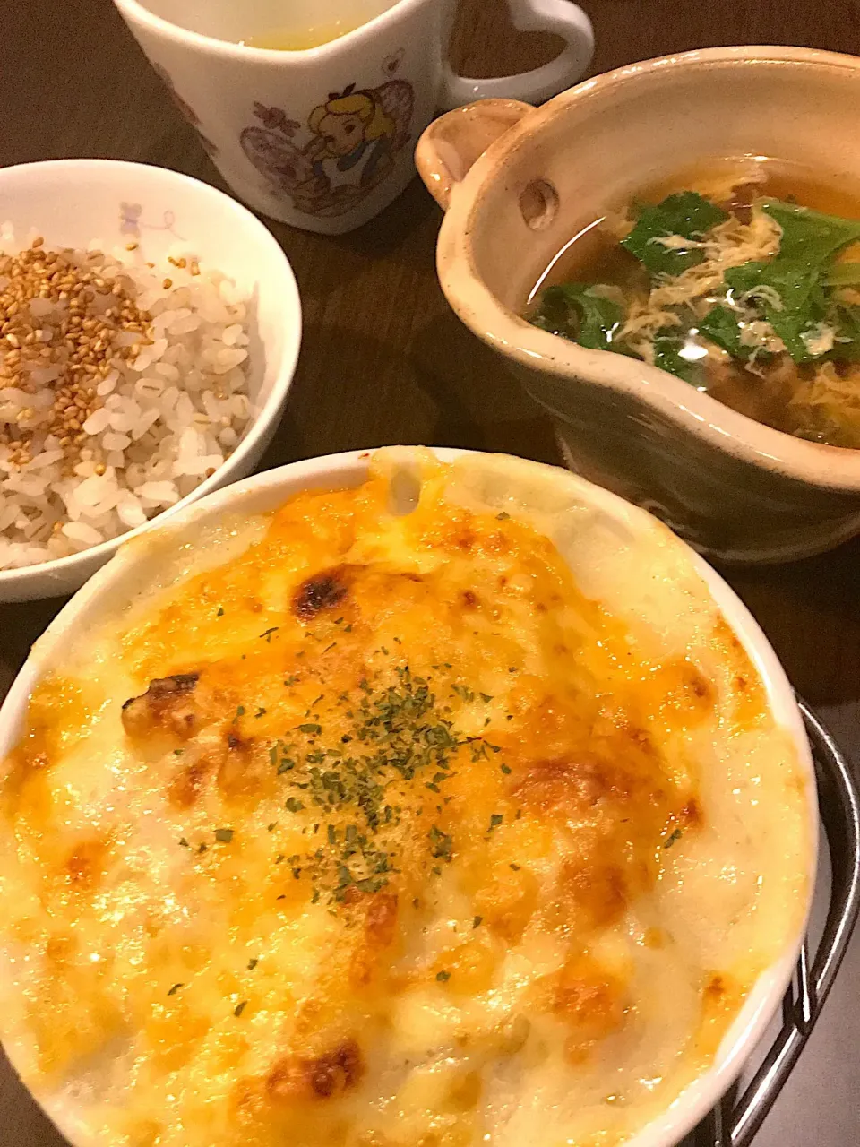 鶏肉のマカロニグラタン   ほうれん草と鶏ひき肉のかき玉汁  もち麦入りご飯|ch＊K*∀o(^^*)♪さん