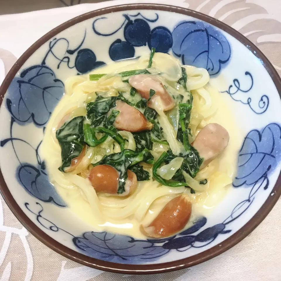 Snapdishの料理写真:ほうれん草のクリームおうどん|ぱんだ先生さん