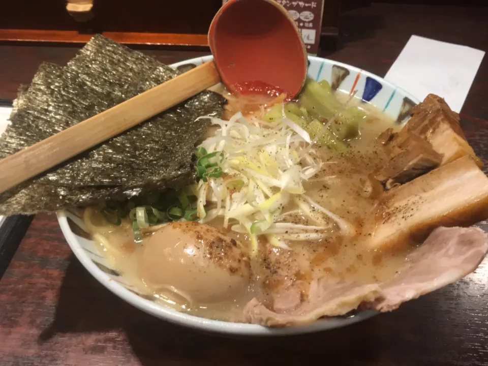 渋谷 とんこつラーメン七志
七志全部のせ|ぴょんこさん