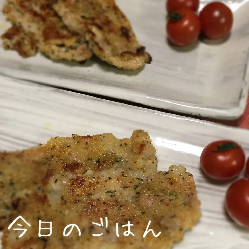 Snapdishの料理写真:豚肉のチーズパン粉焼き|ようこさん