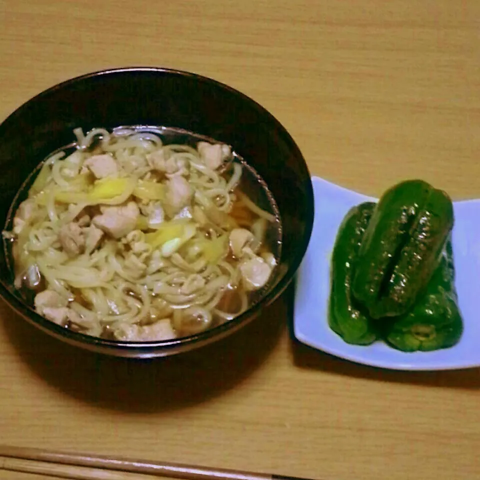 Snapdishの料理写真:かしわうどん|やこめし亭さん