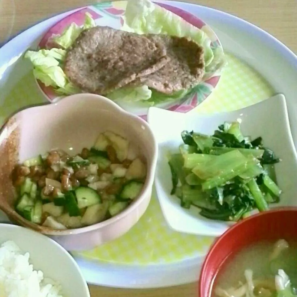 まんまるステーキ定食|やこめし亭さん