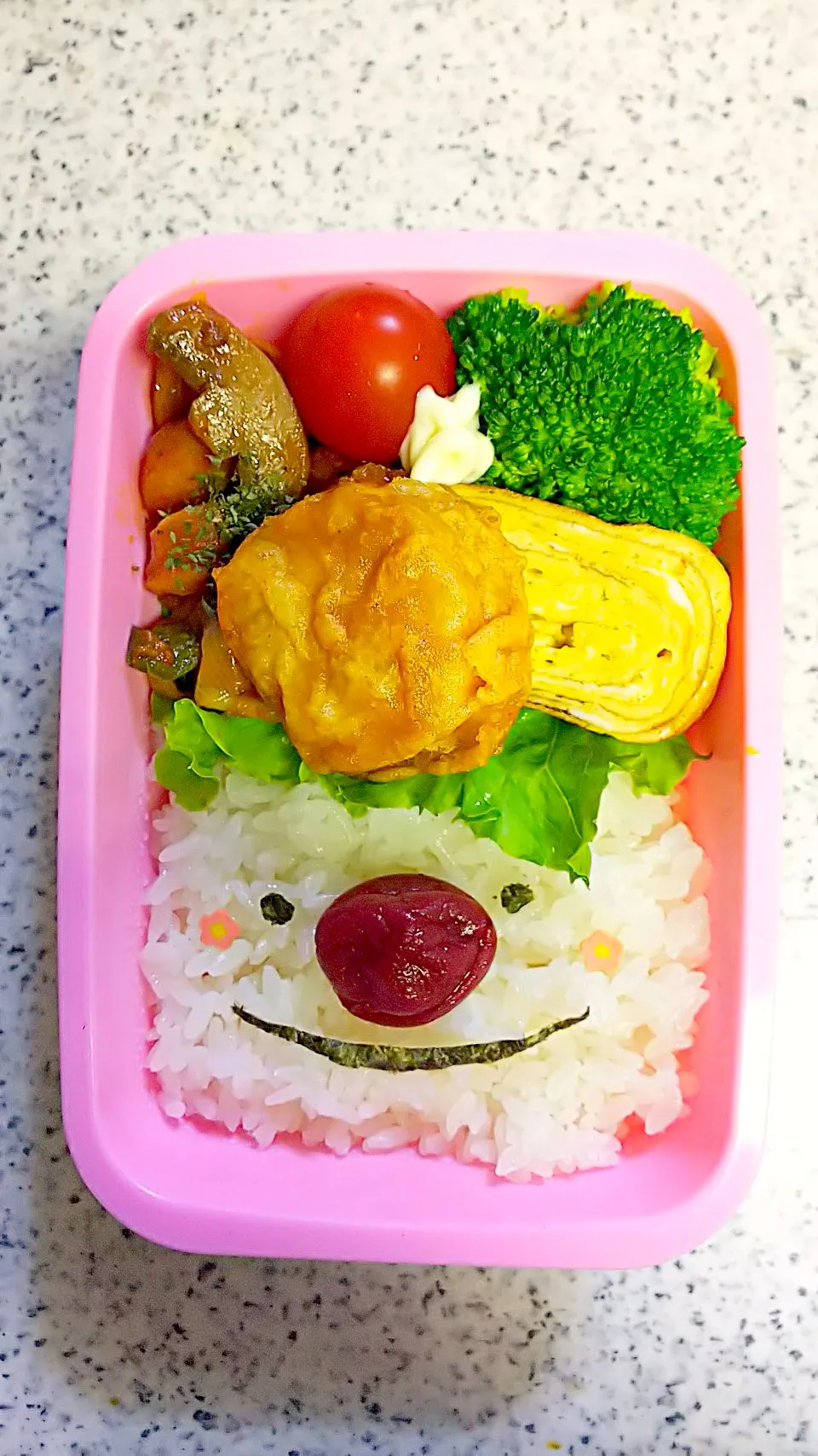 娘お弁当🎵からあげ 卵焼き😃|かねしろ食堂さん