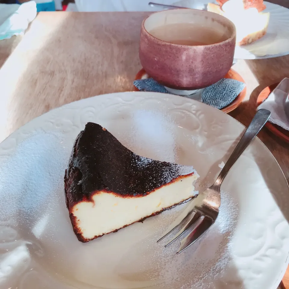 バスクのチーズケーキ🧀|ちゃみこさん