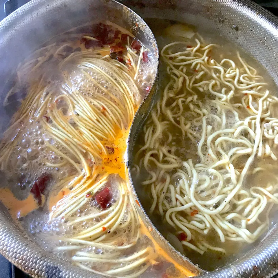 Snapdishの料理写真:火鍋シメラーメン🍜|純さん