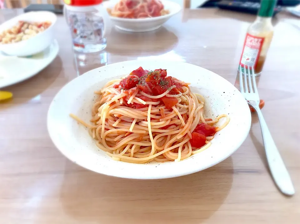 Snapdishの料理写真:トマトとツナのパスタ|さきさん